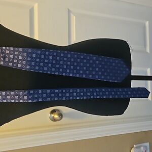 Brooks Brothers Navy Blue Geometric Silk Tie